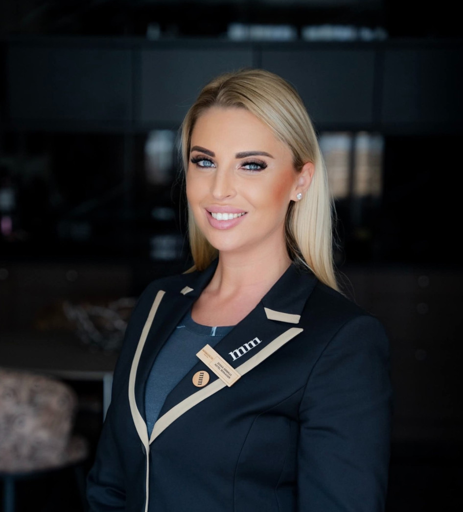 Ambrus Diána, Hotel Manager