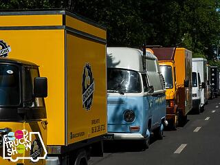 Büfékamion-konvojjal demonstrálnak a street-foodosok