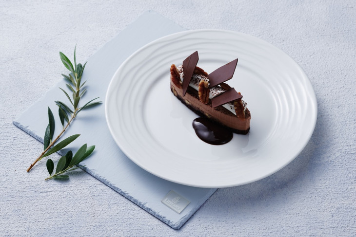 A vegán ónix avokádós csokoládé tart