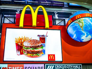 Uberrel szállítana házhoz a McDonald's