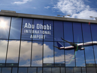 A Wizz Air felfüggeszti a dubaji, abu-dzabi-i járatait