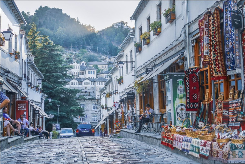 Tirana, utcakép