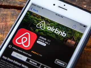 Lejárató plakátkampány a marseille-i Airbnb-tulajdonosok ellen