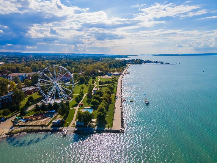 Siófok az egyik legnépszerűbb balatoni úticél