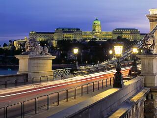 MIE: A Lánchíd lezárása tovább nehezíti a turizmus helyzetét Budapesten