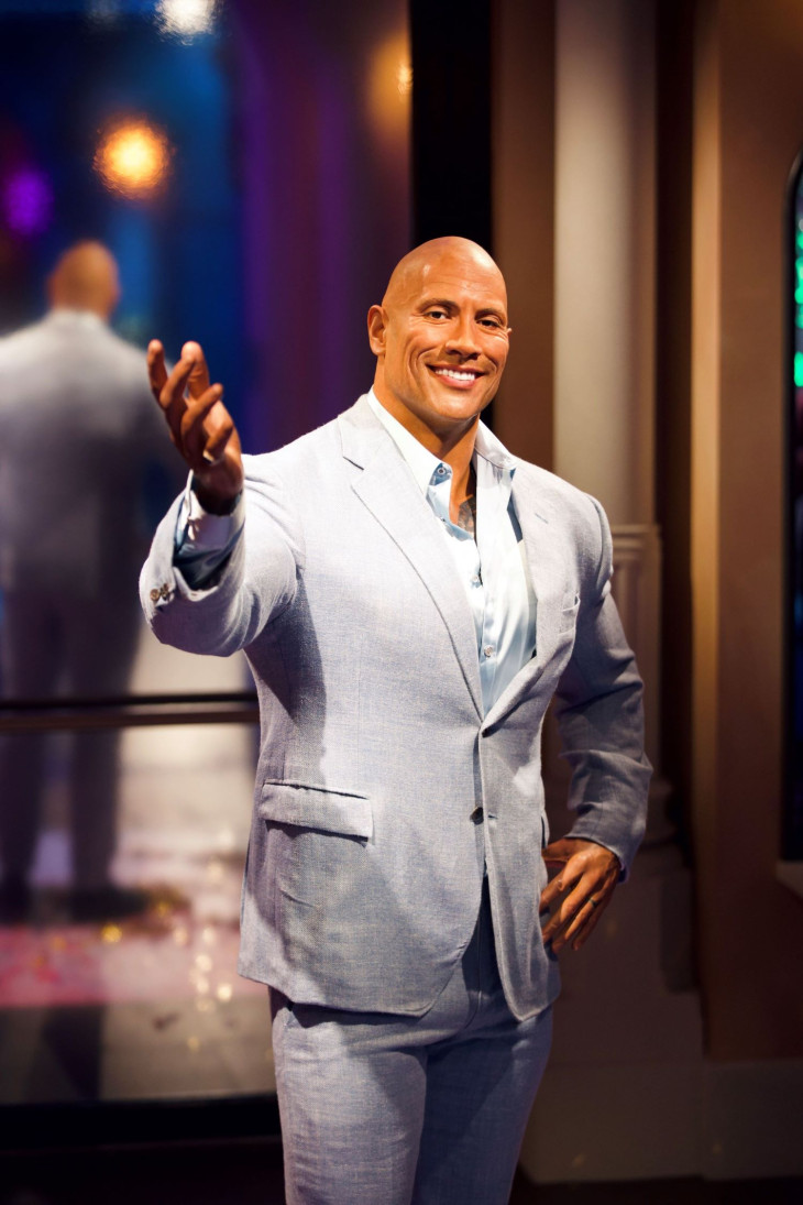 Dwayne Johnson egyszerre színész, profi pankrátor, testépítő ikon, amerikai futball liga tulajdonos, üzletember és producer