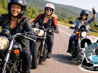 Női motorosok lepik el Budapestet