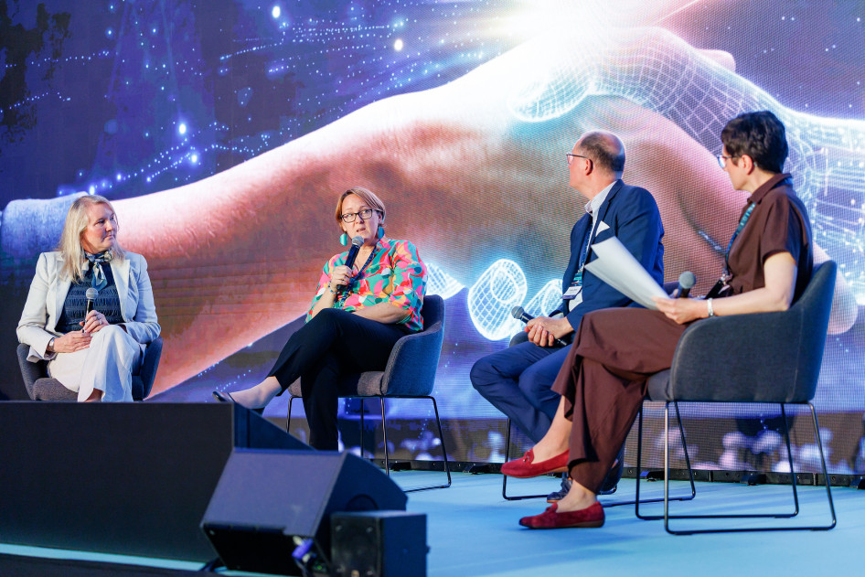 Michelle Janke, dr. Váradi Zsuzsanna, Kovács Balázs  és Márkus Éva