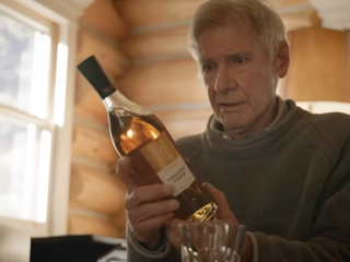 Harrison Ford új szerepben: irány a whisky piac