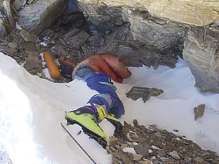 Olvadnak a svájci gleccserek, sorban kerülnek elő a hegymászók holttestei