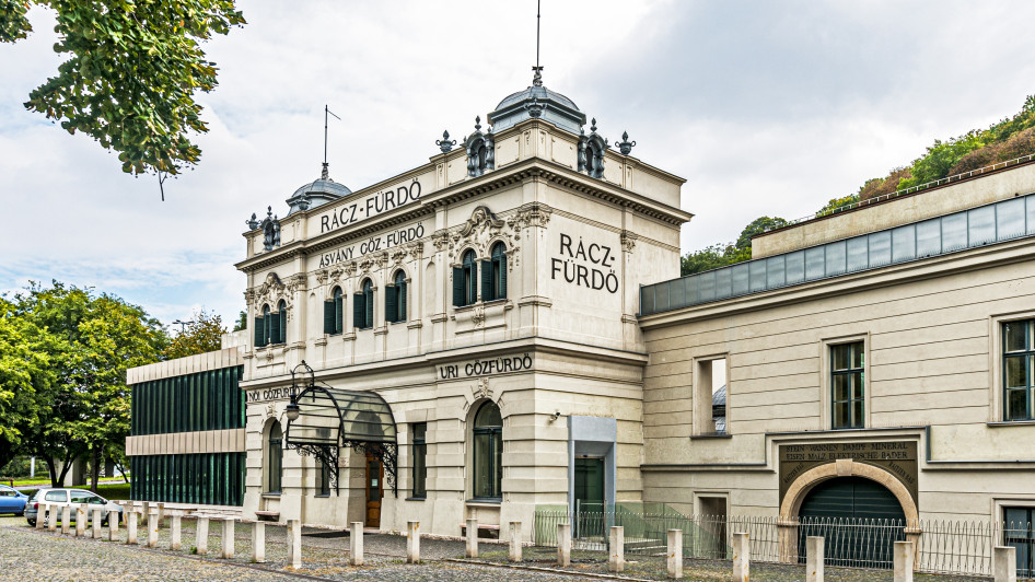 A több mint tíz éve sorsára hagyott budai Rác Fürdő, amelyről továbbra sem született még megnyugtató döntés