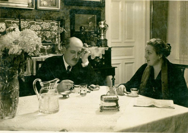 Gundel Károly feleségével