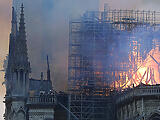 Kolosszális kár érte a párizsi Notre Dame-ot