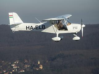 Magyar kisgéppel repülné körbe a földet a pilóta