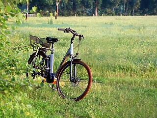 Elektromos biciklivel a Zselicben