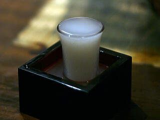 A Tokaji Aszúhoz hasonlítja a szakét egy japán szakéfőző mester