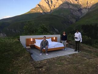 Hotelszoba a csillagos ég alatt