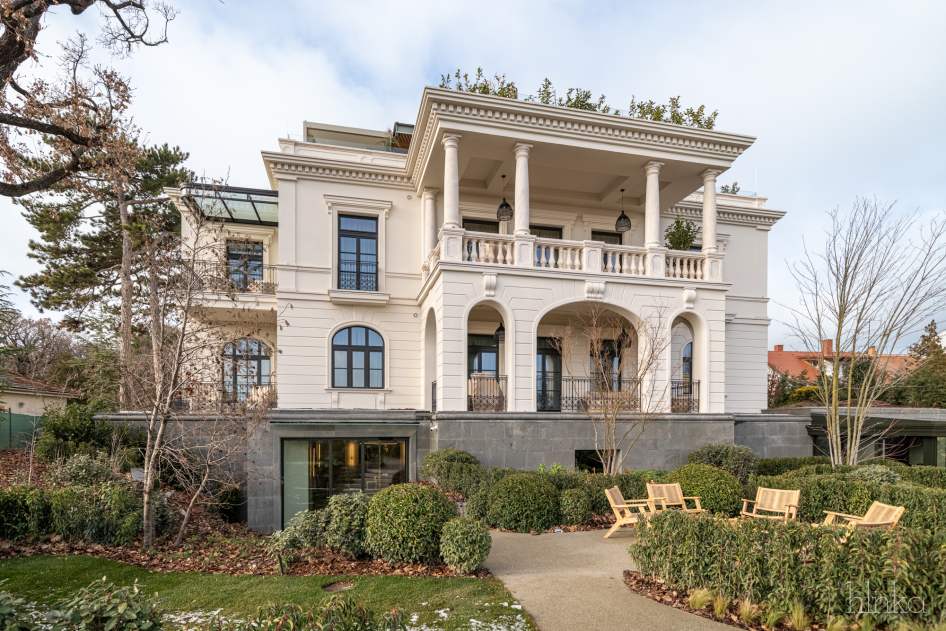 Az egykori Rodostó-villa mai szépsége nem öncélú, rideg, feszengést kiváltó érzést okoz, hanem melegséget, családiasságot, lágy luxust sugall