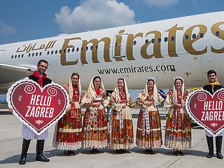 Horvát néptáncosok fogadták az Emirates gépét