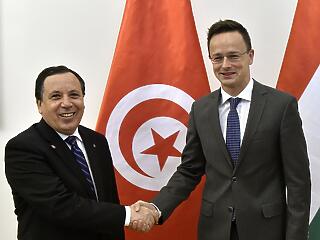 Baráti gesztust tettünk Tunéziának