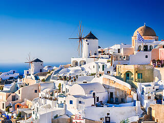 Görögország már április közepétől fogadja az uniós turistákat