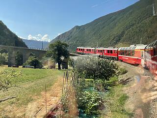 Vonattal az Alpok tetején
