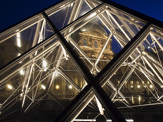 Gyorsabb bejutás, kisebb zaj: átalakul a párizsi Louvre