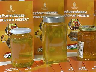 Túl sok a hamis méz, elárasztják velük az EU-s piacot