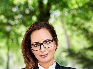 Henyecz Krisztina a Magyar Turisztikai Ügynökségnél folytatja
