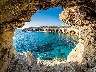 Töredékére esett a Ciprusra látogató turisták száma tavaly