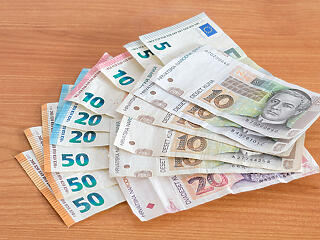 Horvátország jövőre bevezetheti az eurót