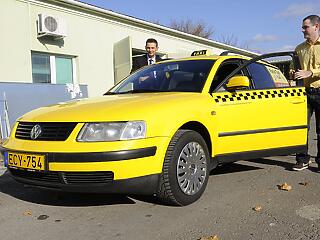 Hódmezővásárhelyet is sárga taxik fogják ellepni