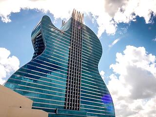 Gitár alakú szálloda nyílt Floridában