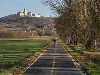 Elkészült az új kerékpárút Győr és Pannonhalma között