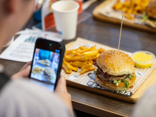 Pulykás együttműködés a burger piacon