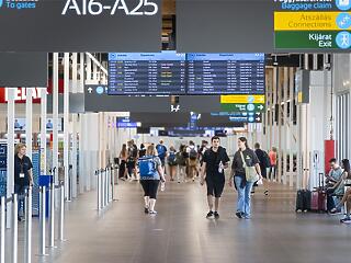 Szeptemberben is csúcson a Budapest Airport, megvételéről még nincs hír