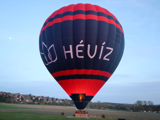 Soha ilyen nagy hőlégballon nem repült még Magyarországon