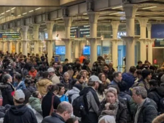 Ismét akadozik az Eurostar forgalma