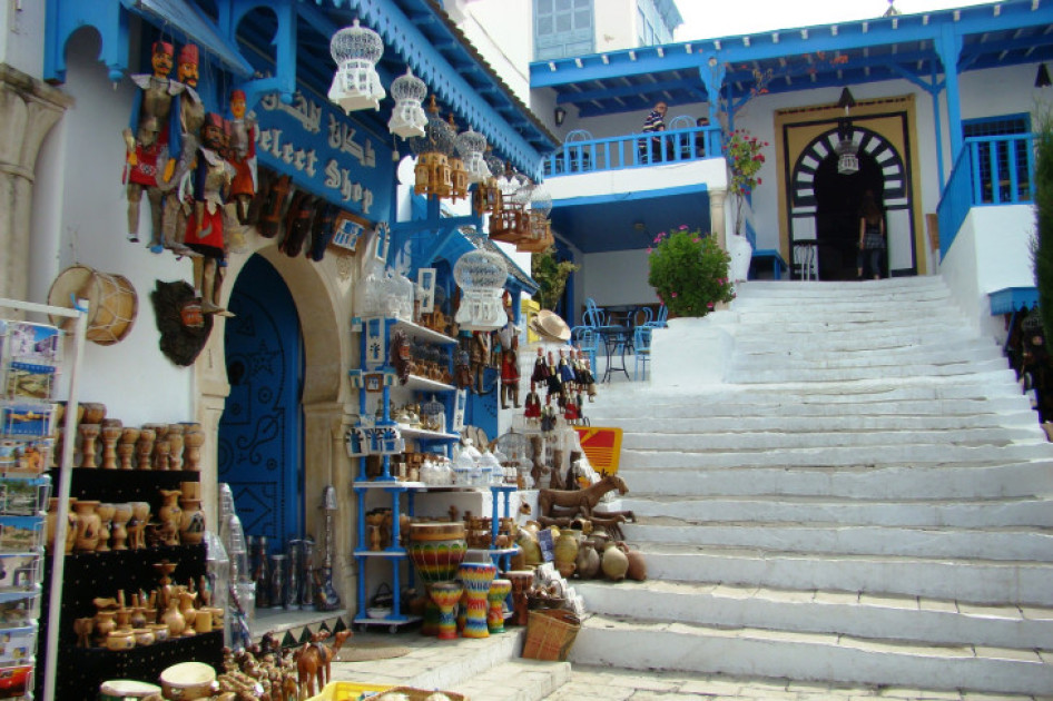Szuvenírbolt és kávézó Sidi bou Saidben / Forrás: Durucz Dávid