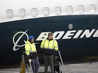 Csak év vége felé repülhetnek újra a betiltott Boeing-ek
