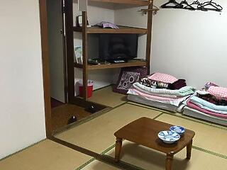 300 forint egy éjszaka a japán hotelben