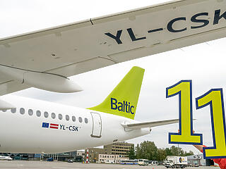 Újabb Airbus 220-as landolt az airBaltic-nál