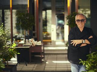 Exkluzív vacsora Budapesten: maga Wolfgang Puck főz az este vendégeinek