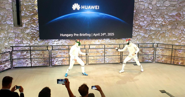 Egészségőrzés, sportaktivitás figyelése és egy tökéletesen ellenőrzött asszó
