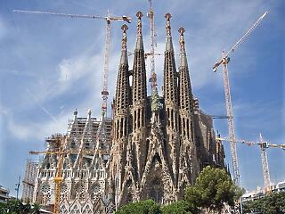 Betett a covid Barcelona ikonikus épületének