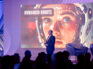 Omar Hatamleh: Az emberiség sorsát most írja újra a mesterséges intelligencia