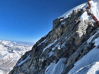 Nepál szabályozná a hegymászóturizmust
