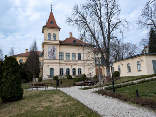A Balaton festőjének tárlata Balatonfüreden