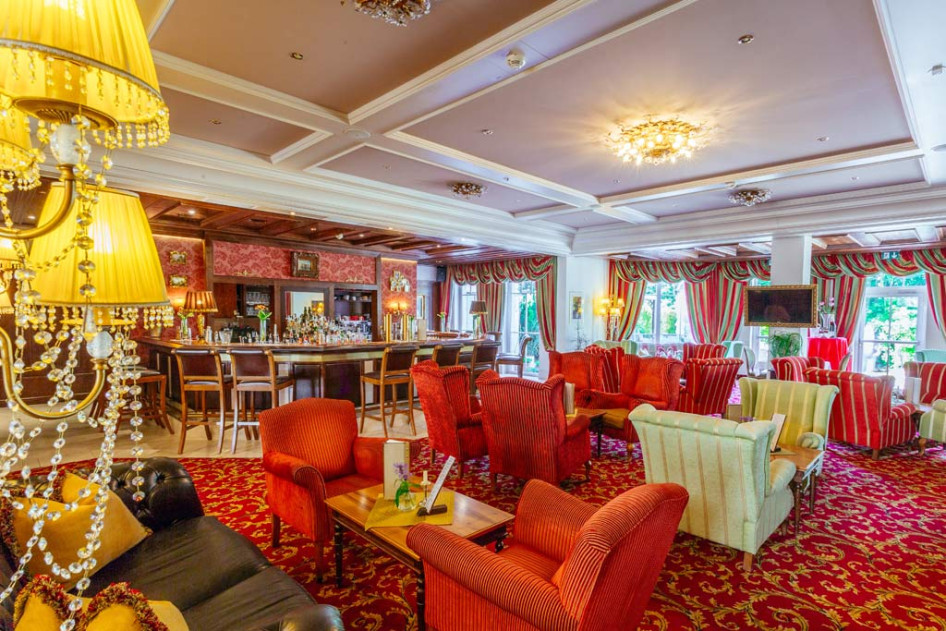 Bár / Forrás: Grandhotel Lienz