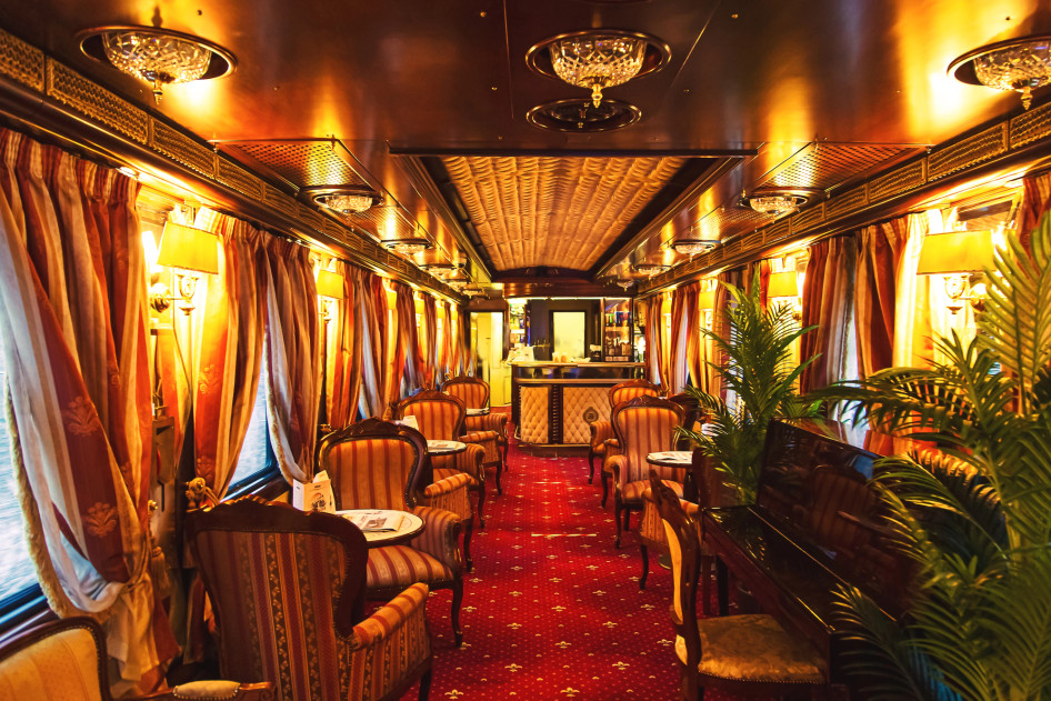 Az Orient Express egyik exkluzív megjelenésű vagonja